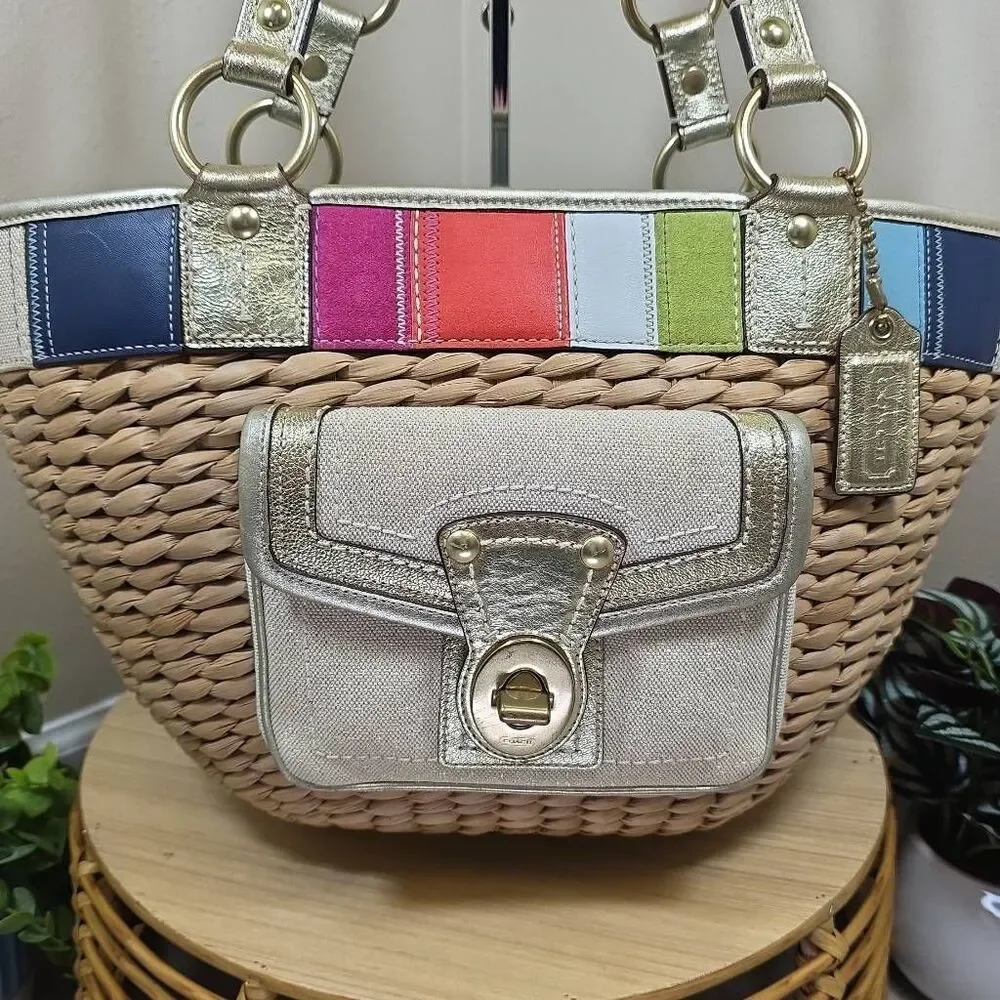 Coach Rare Vintage Legacy Lily Straw Tote - Picture 2 of 16